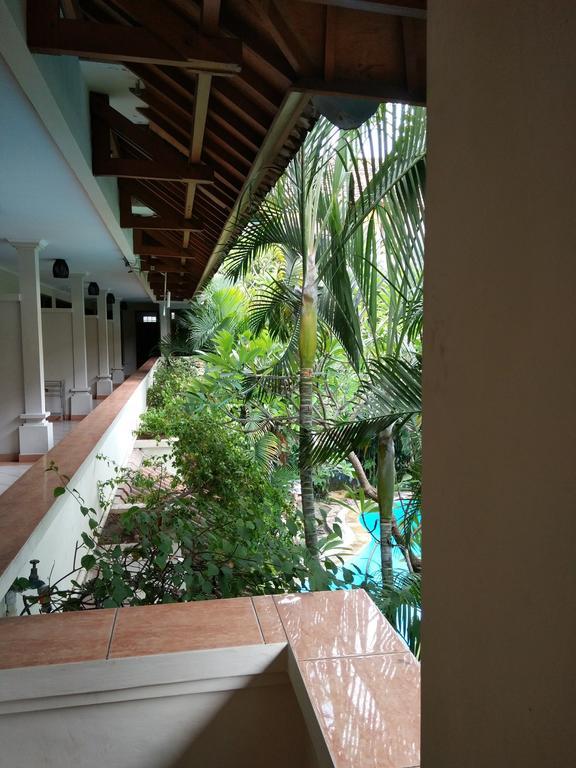 Secret Garden Inn Кута Екстер'єр фото