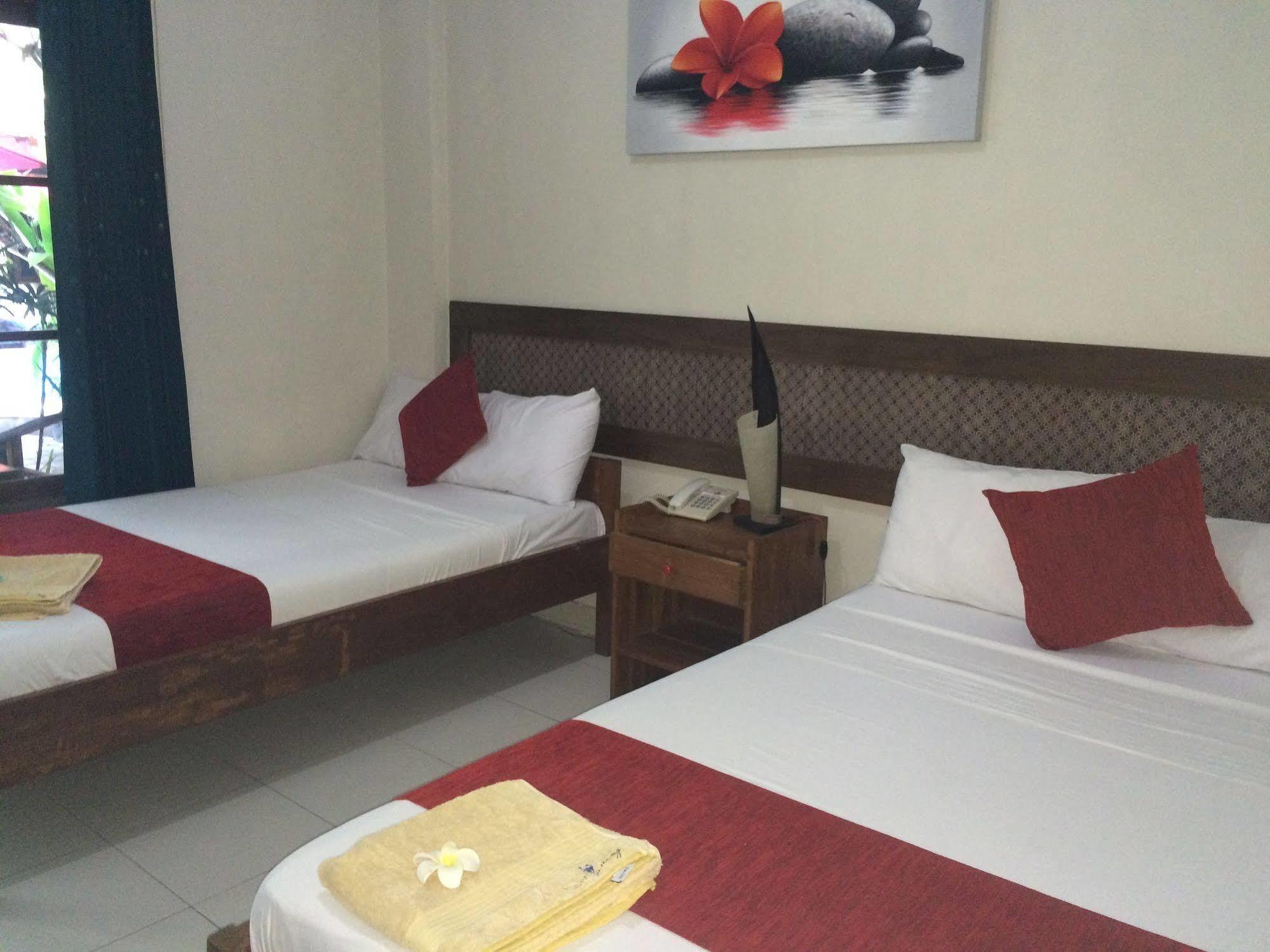 Secret Garden Inn Кута Екстер'єр фото